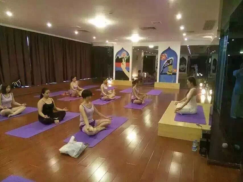 金秋优惠,全民瑜伽. 高档水杯免费送